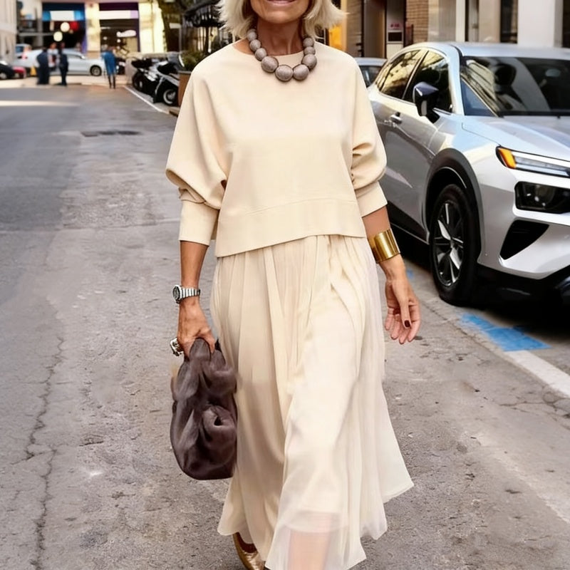 🌸Two-piece set consisting of a women's long-sleeved knit top and a sleeveless dress